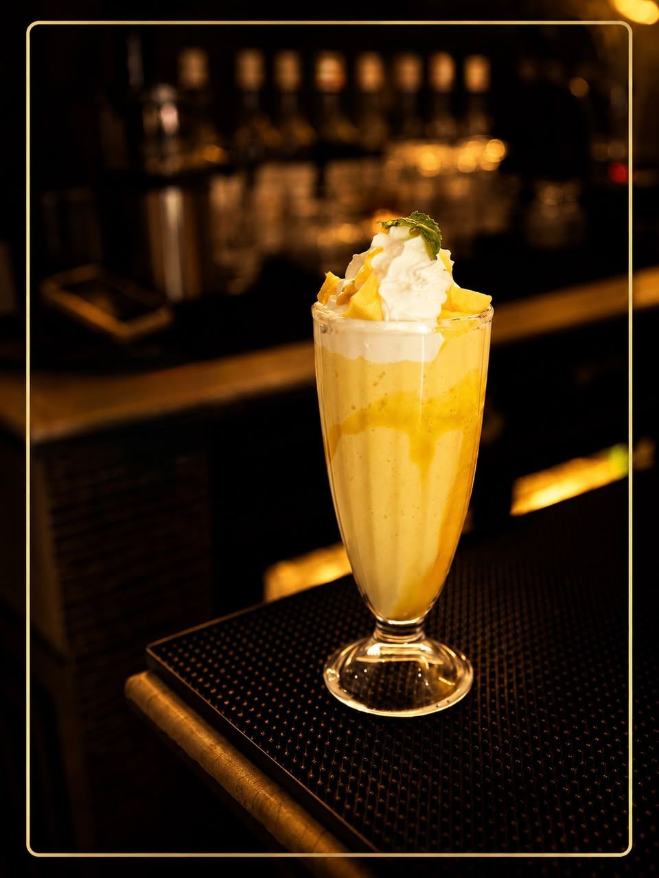 F-Lounge β mango milkshake with mint